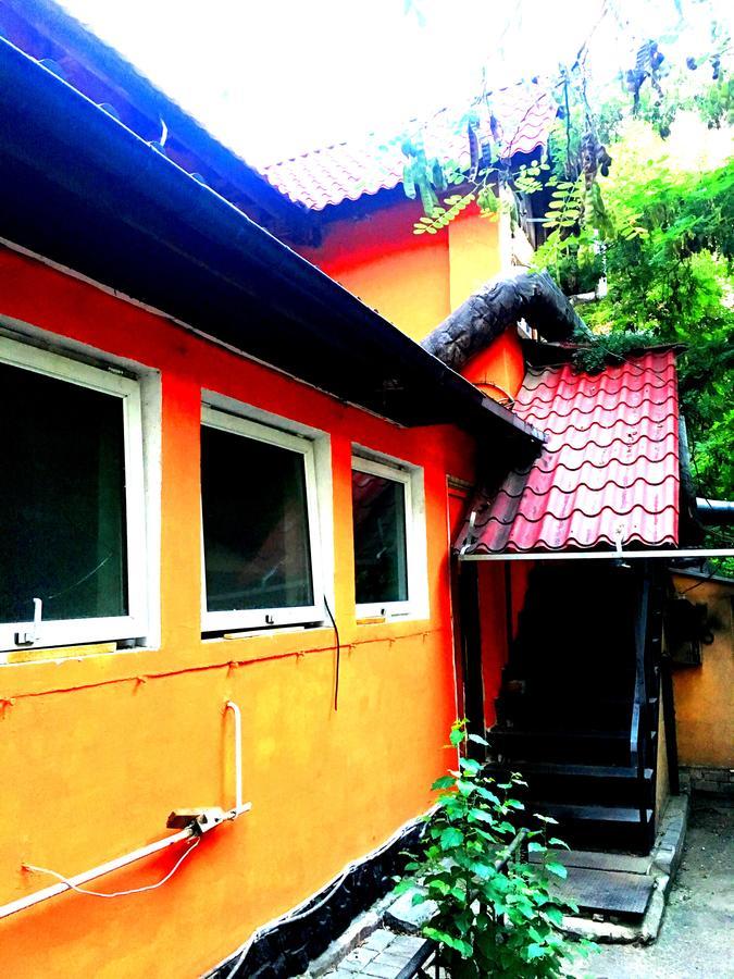 Apelsin Hostel 알마티 외부 사진